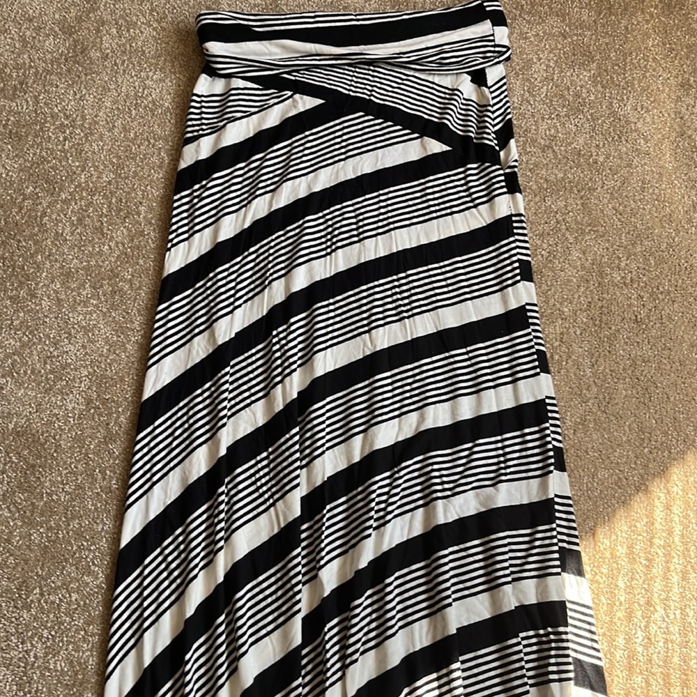 Black & White Maxi Skirt with Foldover Waist